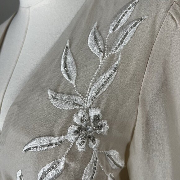 Anthropologie BHLDN Belize Embroidered A-Line Long-Sleeve V-Neck Gown Size 18 - Picture 4 of 16